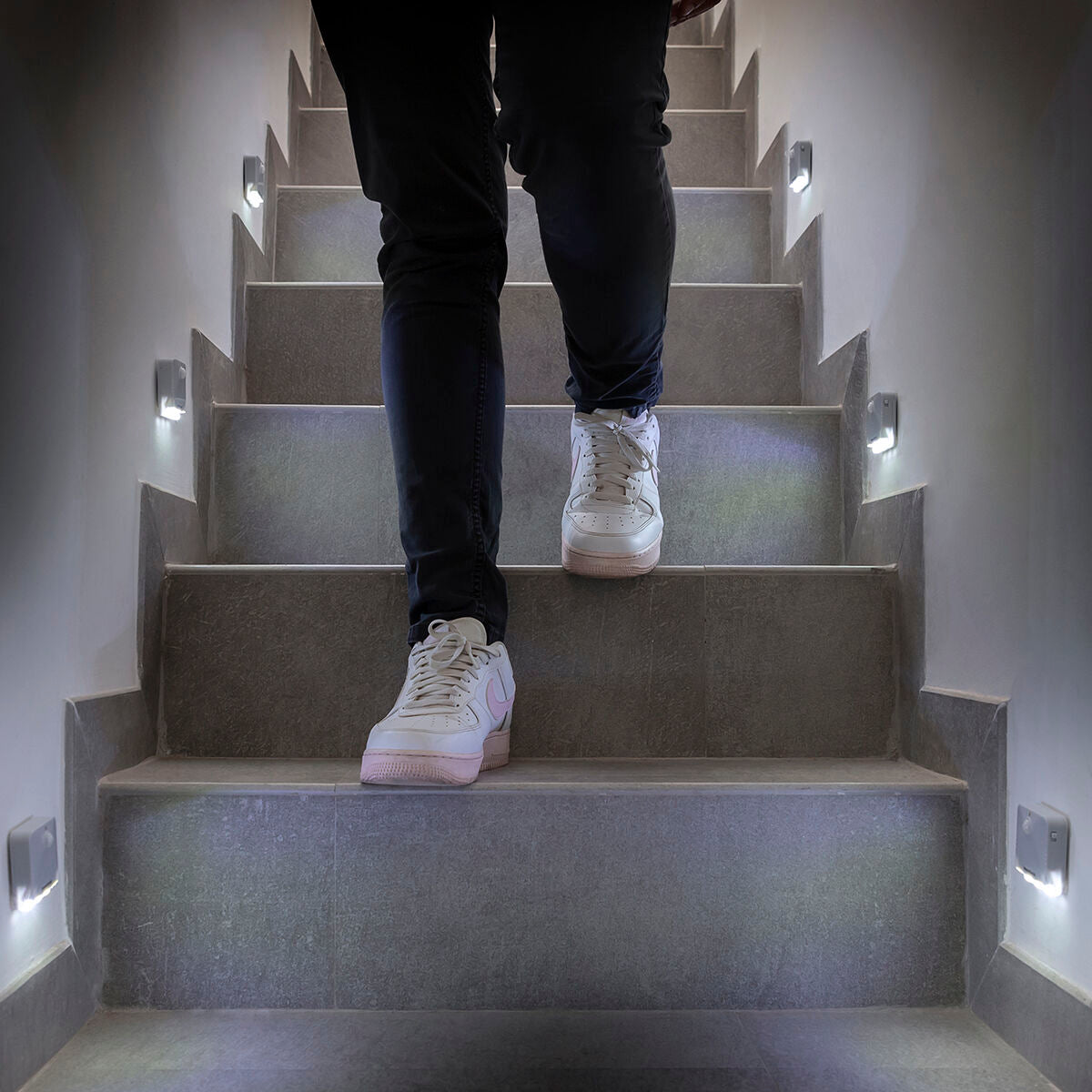 LED-lampa med rörelsesensor – batteridriven belysning