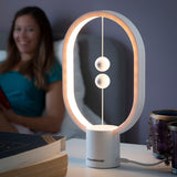 Stilfull lampa med magnetbrytare